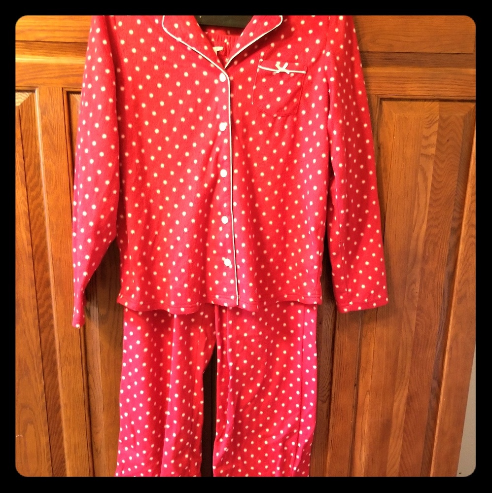 Croft and Barrow medium pajama set